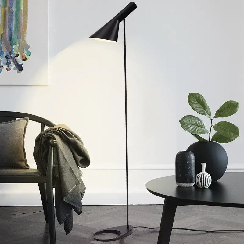Arne Jacobsen Floor Lamp Living room Studio Bed Side Replica designer scandinavian table lamp Black White standing lamp